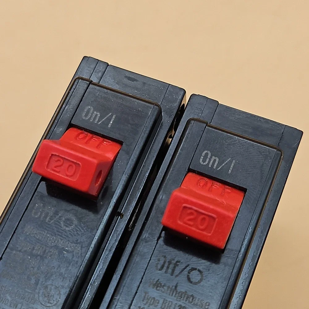 Lot Of 2 Westinghouse BR120 C120 1 Pole 20 Amp Circuit Breaker Red Hand